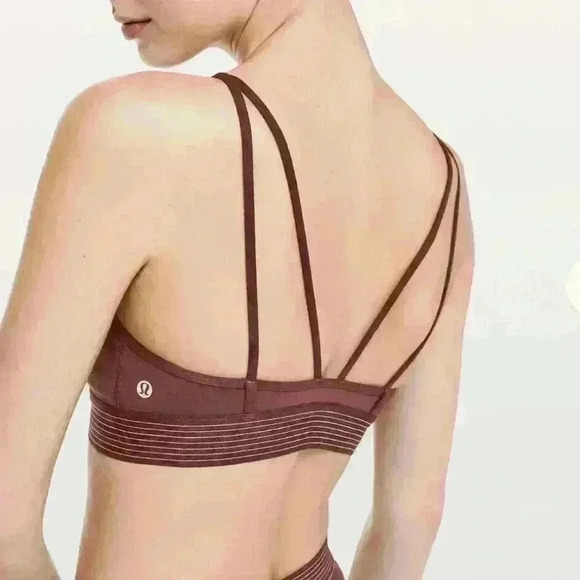 Lululemon Principal Dancer Golden Lining Bralette bra size 0 
Midnight Maroon - Picture 2 of 11